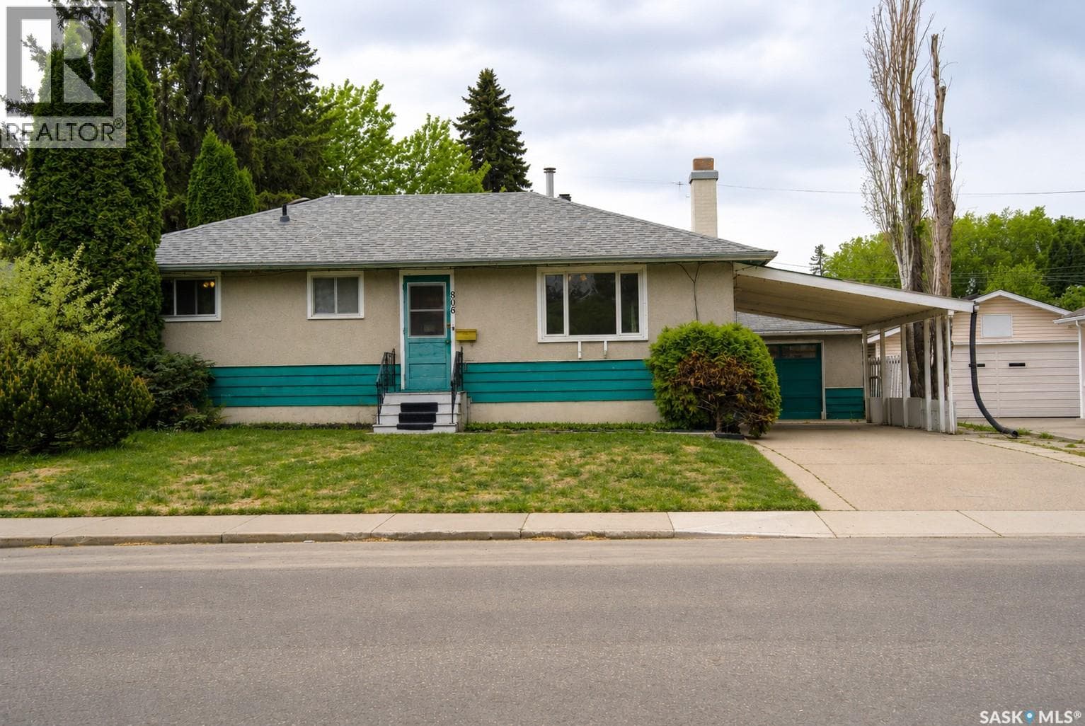 806 Cascade STREET — photo 2