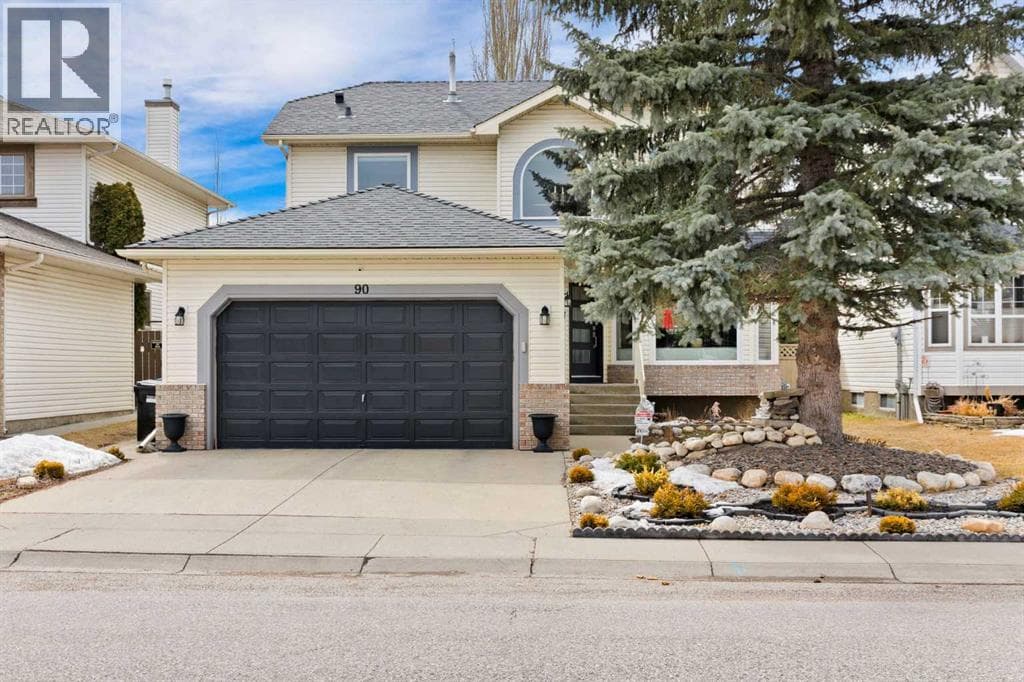 90 Riverview Circle SE — photo 2
