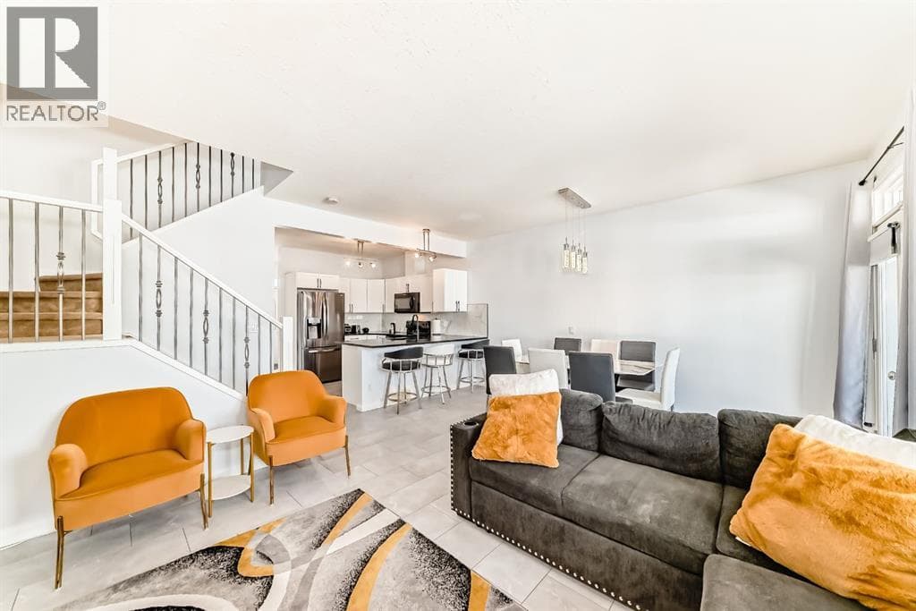 124 Royal Manor NW