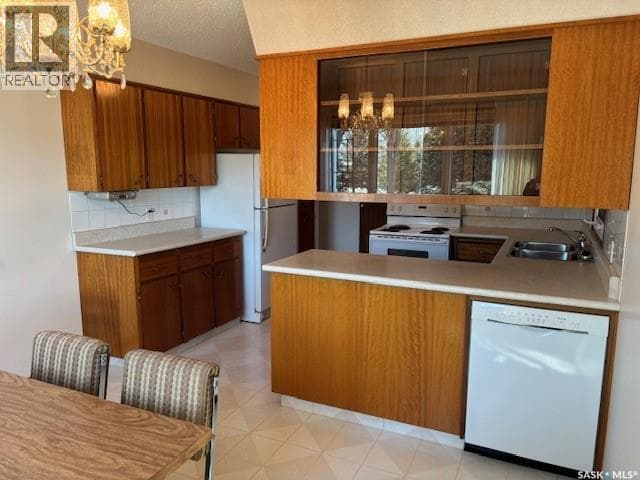 210 Alexander AVENUE — photo 3