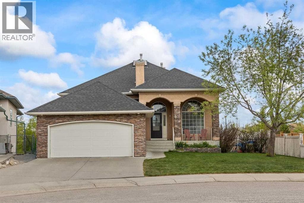 72 Strathlea Place SW — photo 3