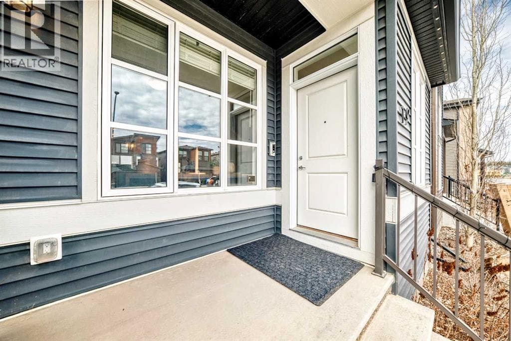 19 Rowley Common NW — photo 3