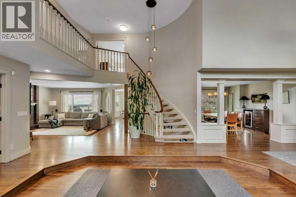 19 Coach Gate Way SW — photo 2