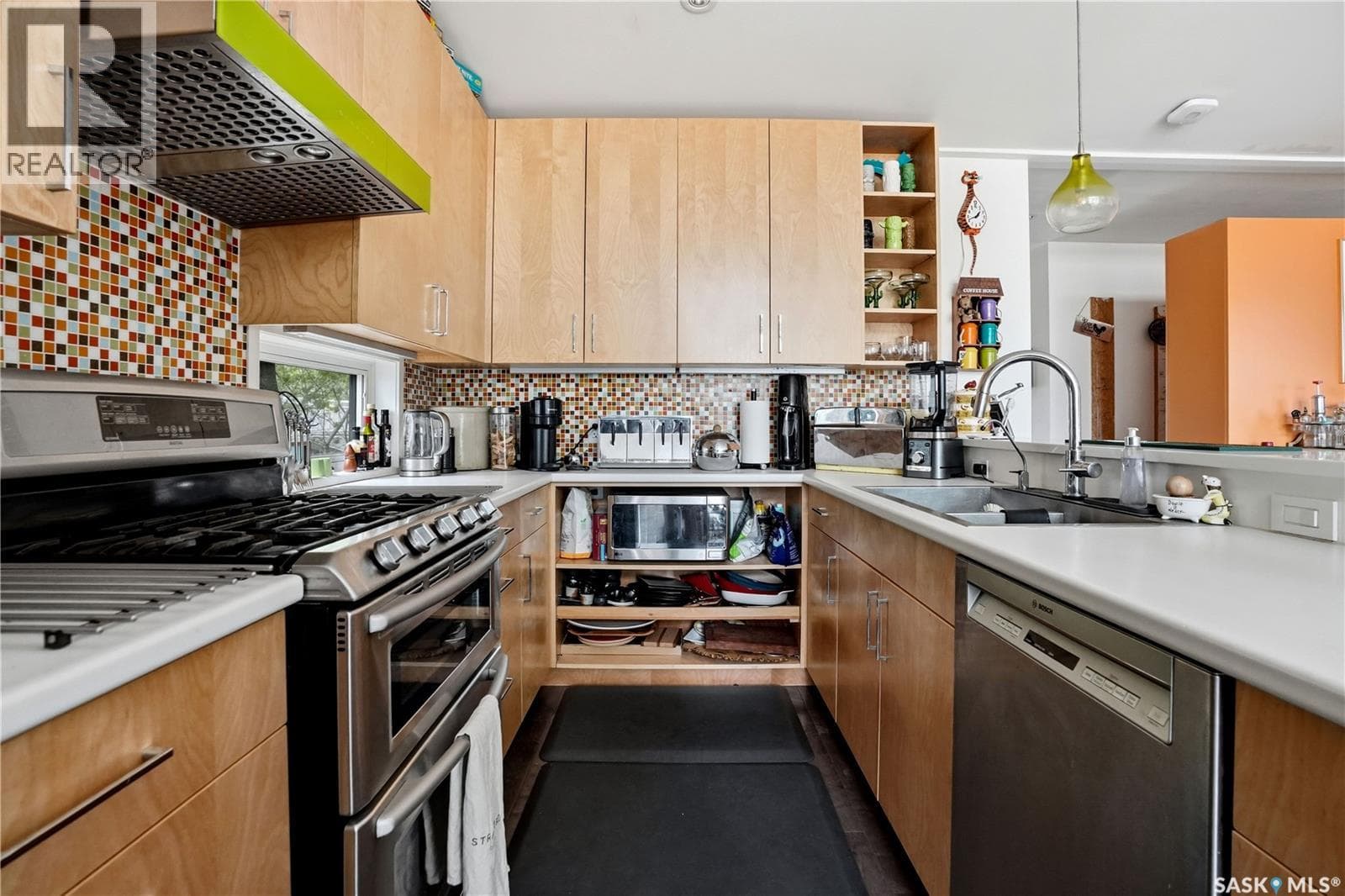 63 Margaret STREET — photo 5