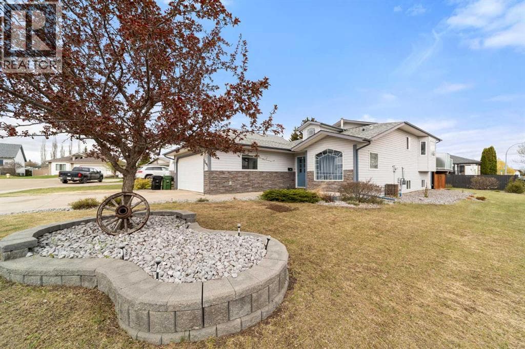 3401 59 Street Close
