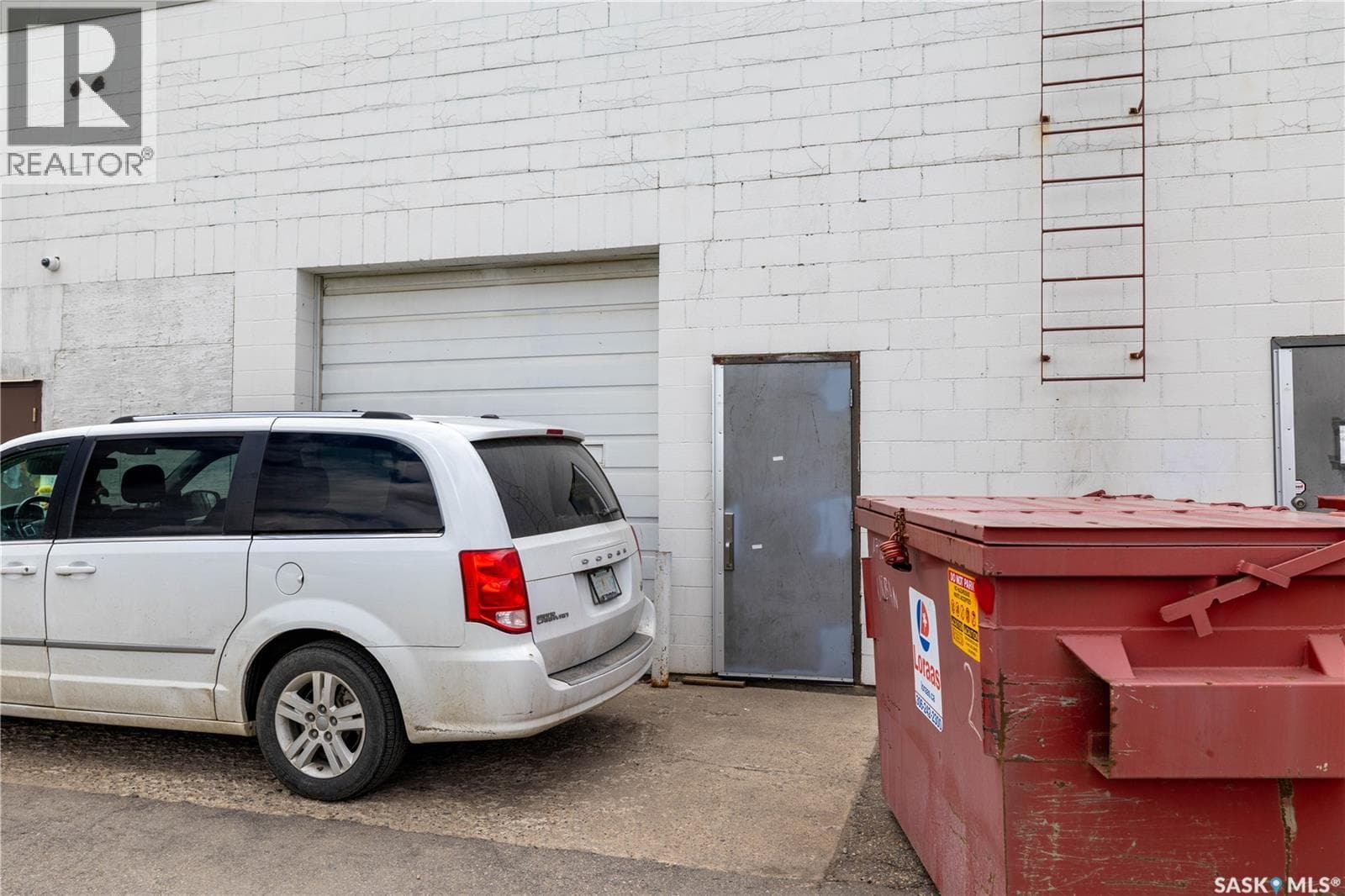 50 622 Circle DRIVE E — photo 4