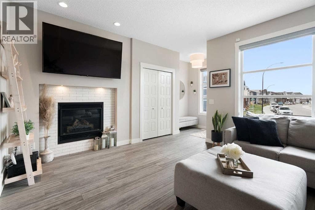 170 Seton Grove SE — photo 3