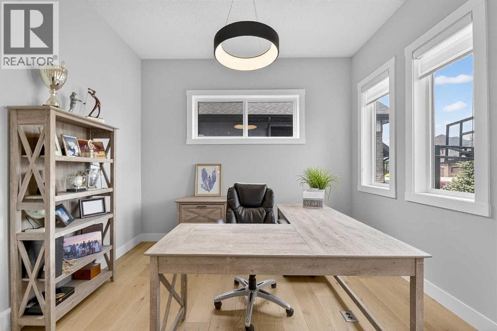 125 Cranbrook Heights SE — photo 3