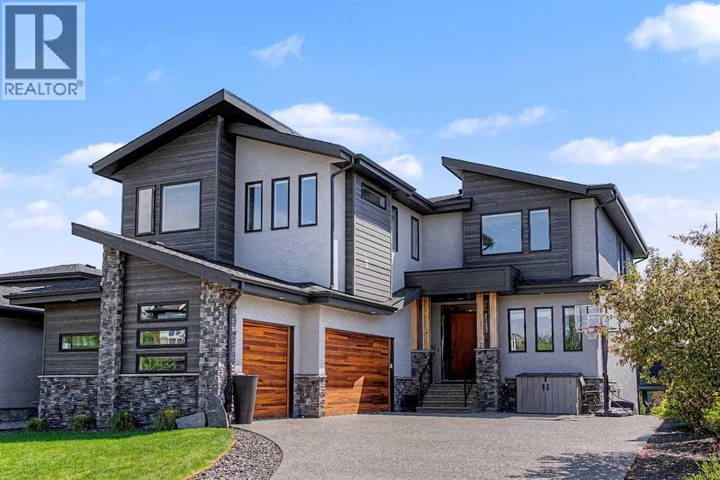 125 Cranbrook Heights SE