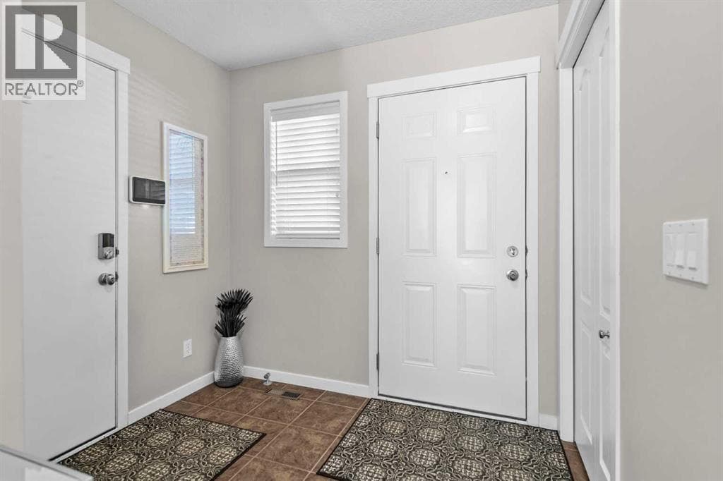 510 Cranston Drive SE — photo 4