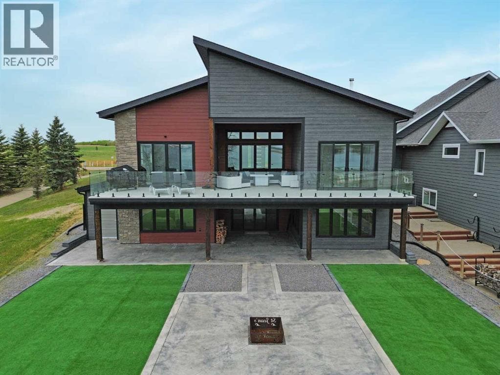141 Lakeshore Drive — photo 2