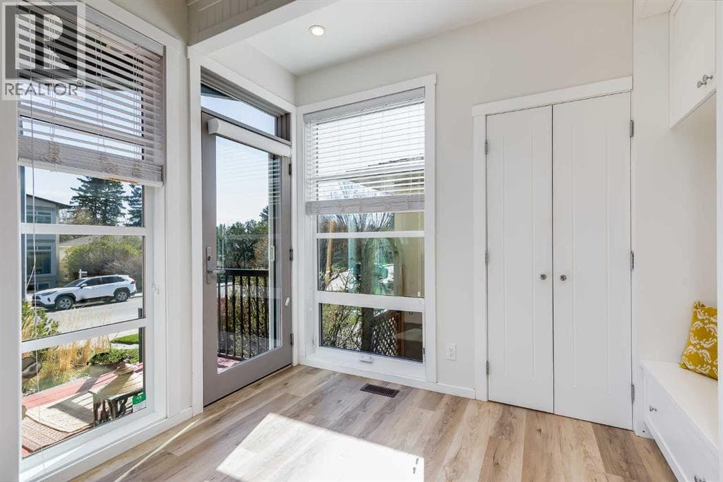 2729 Cochrane Road NW — photo 3