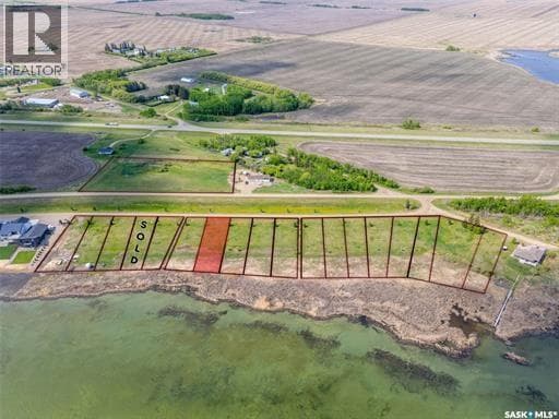 750 Lakeshore DRIVE — photo 2