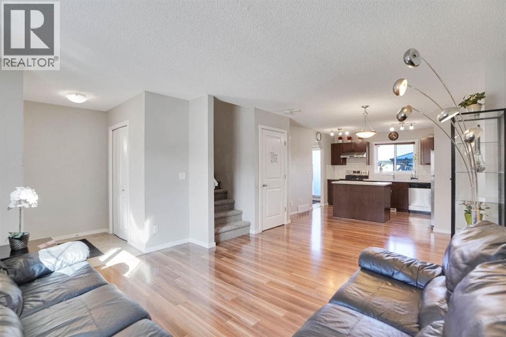 82 Walden Drive SE — photo 4