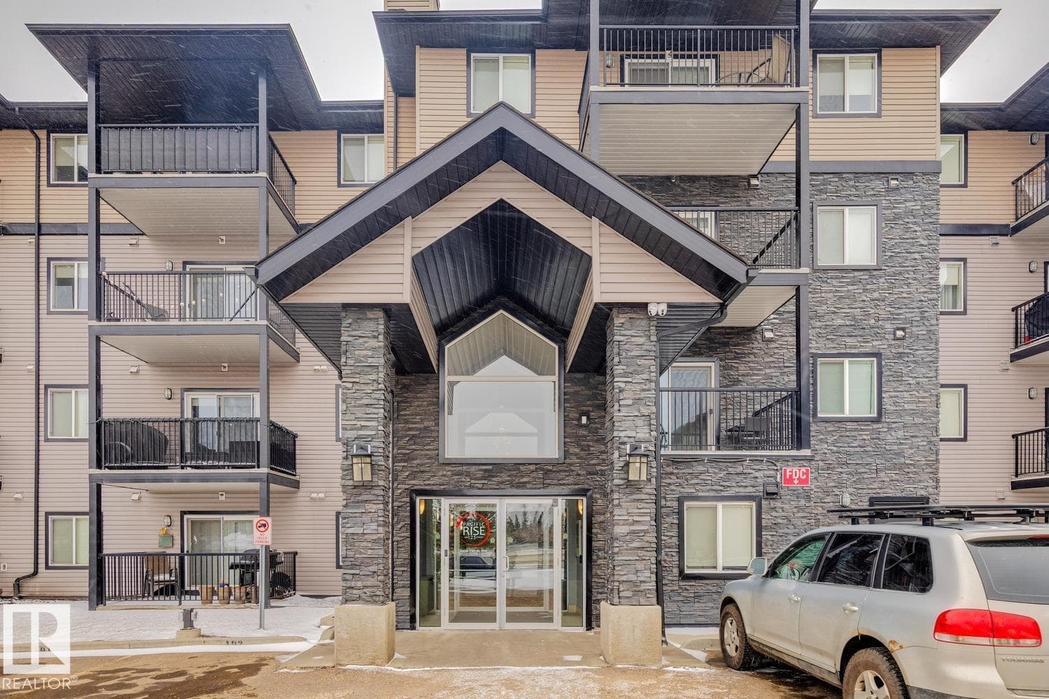 #206 14808 125 ST NW NW