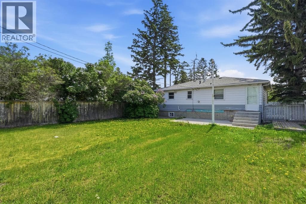 2806 9 Avenue SE — photo 3