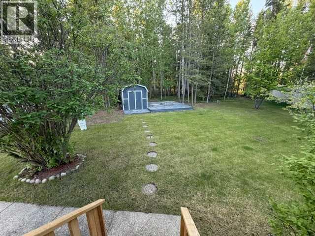 5226 18 Avenue — photo 3
