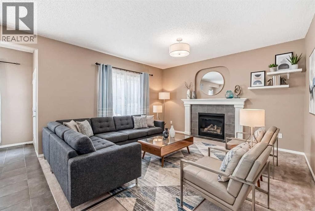 73 Royal Birch Way NW — photo 5