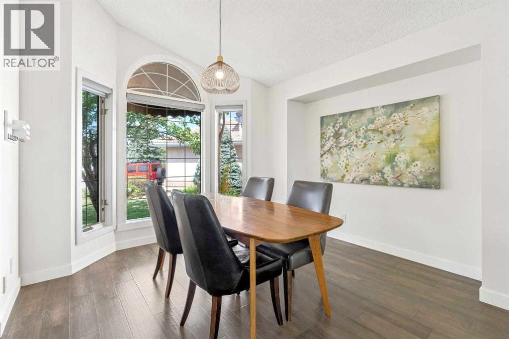147 Hamptons Heath NW — photo 5