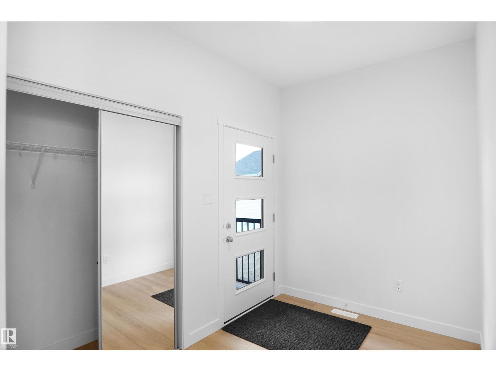 2237 194A ST NW — photo 3