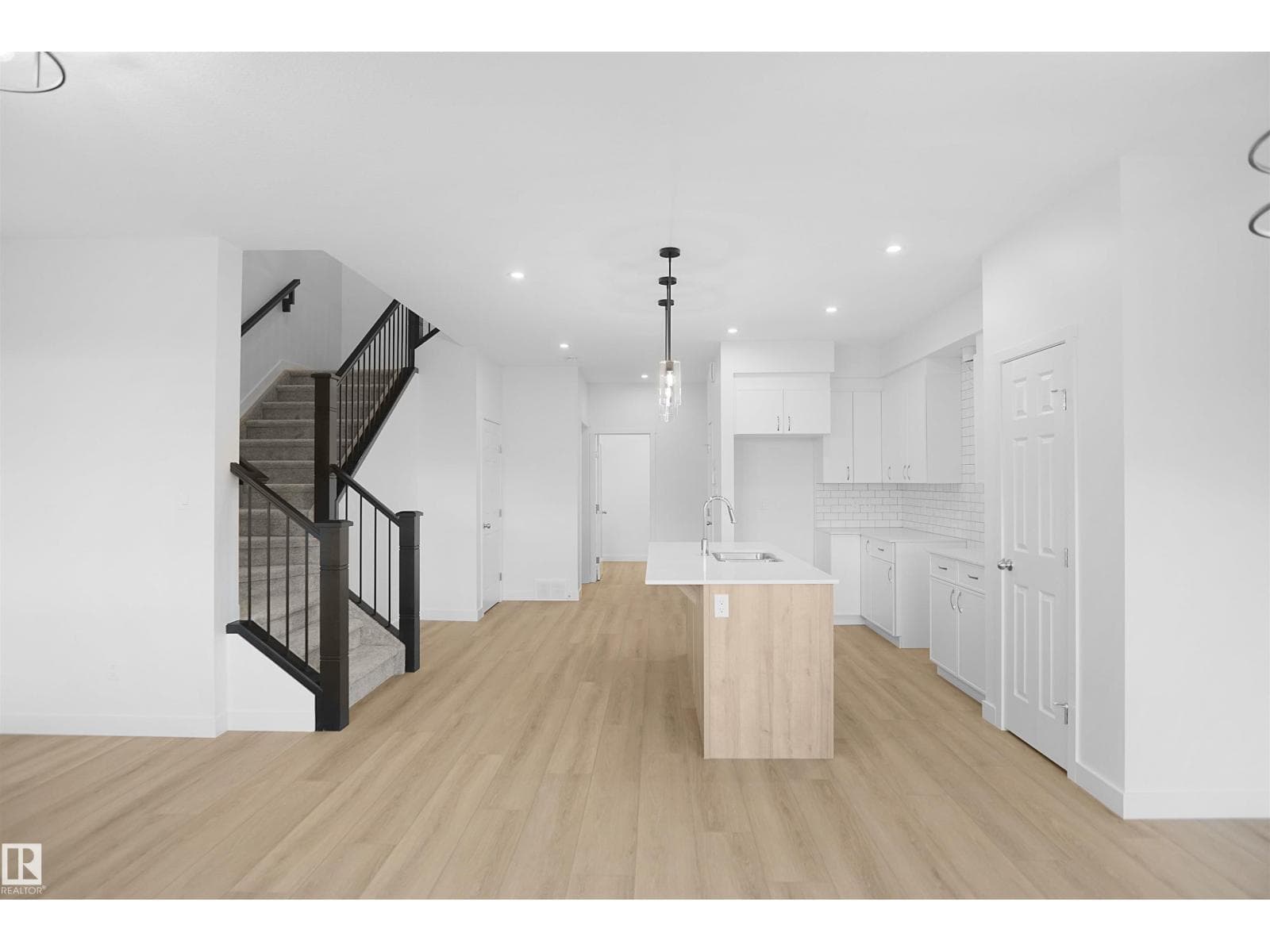 2258 194A ST NW — photo 5