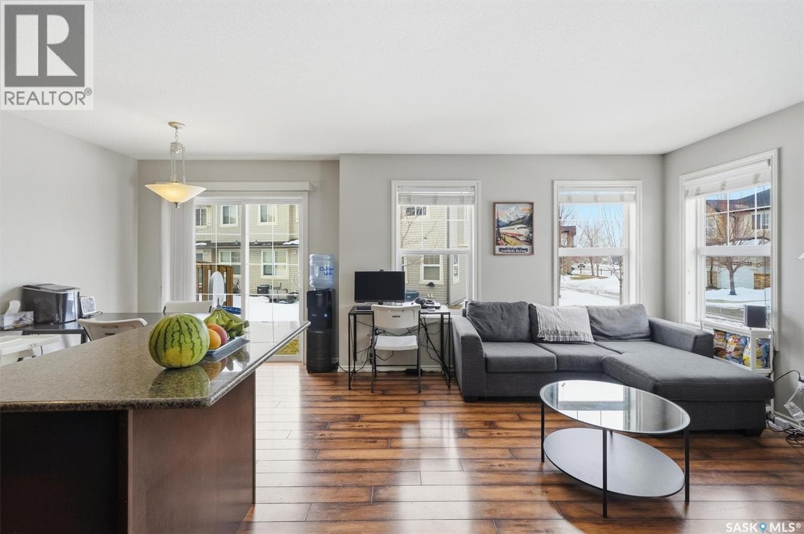 405 615 Lynd CRESCENT — photo 4