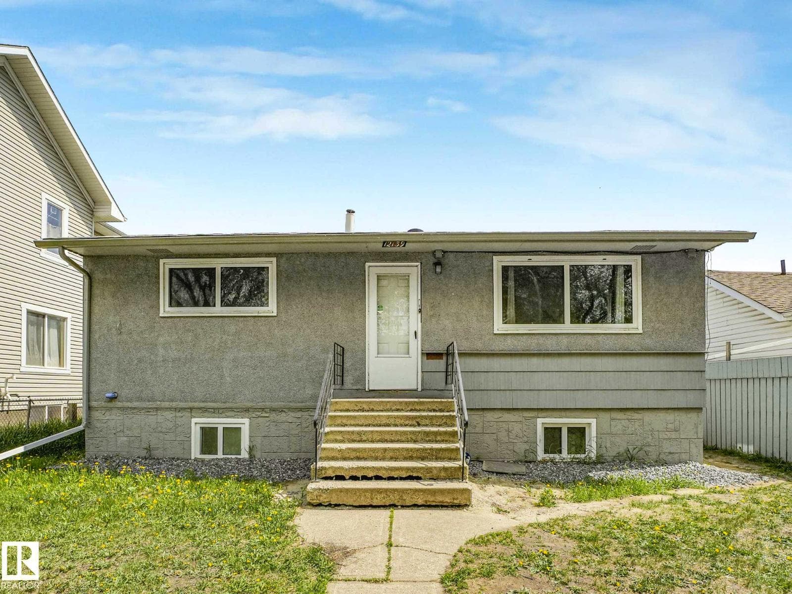 12139 81 ST NW