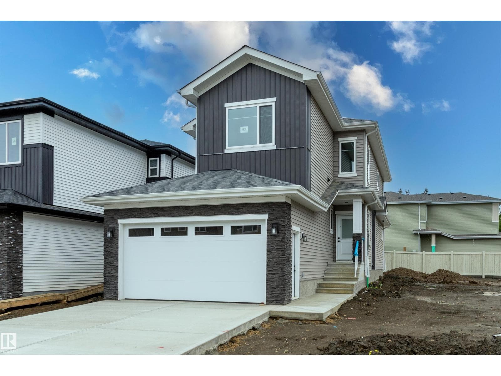 52 MEADOWGROVE LD
