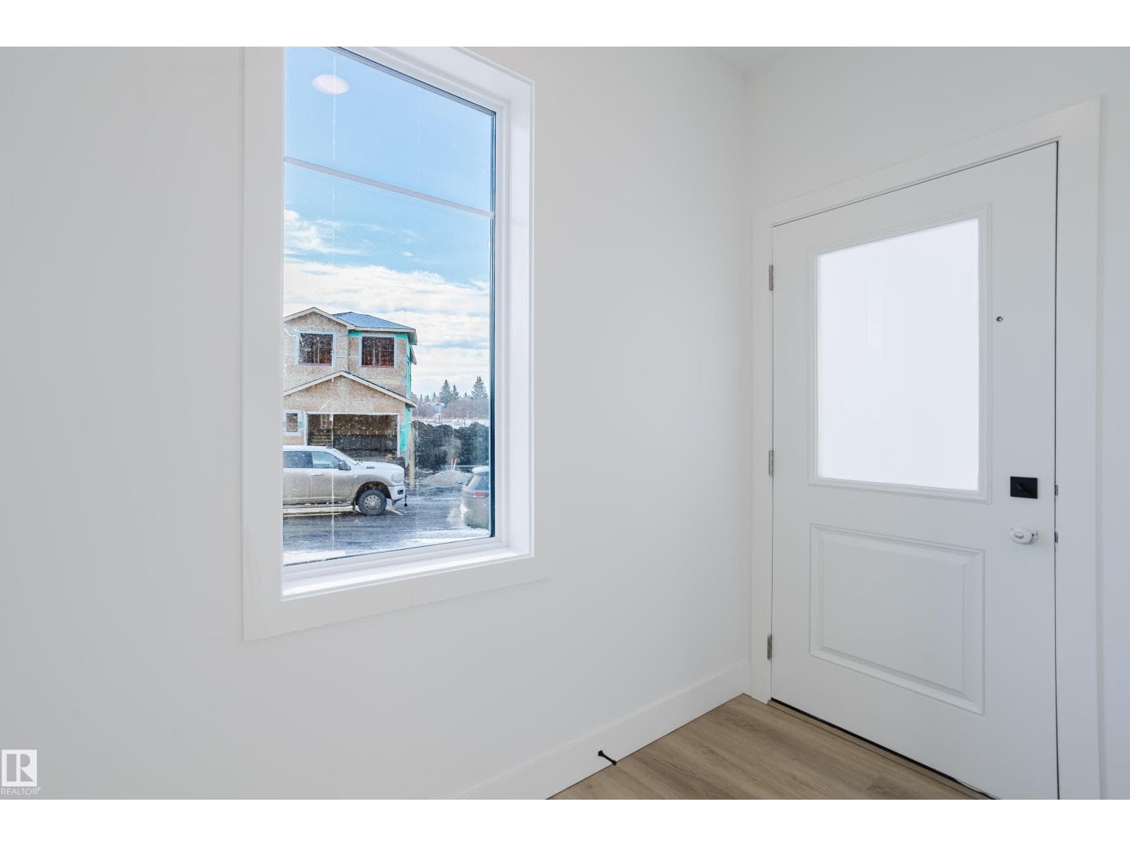 52 MEADOWGROVE LD — photo 2