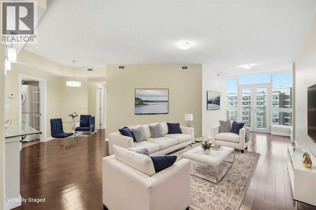 701, 16 Varsity Estates Circle NW — photo 3