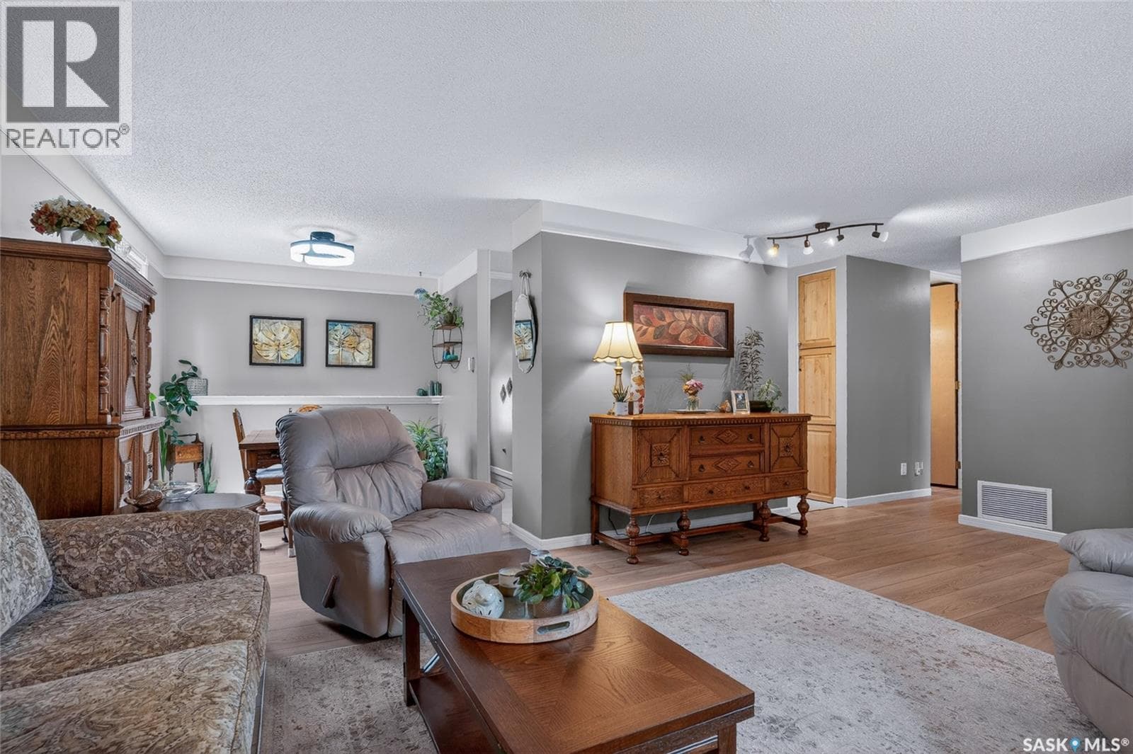 814 Arlington AVENUE — photo 4