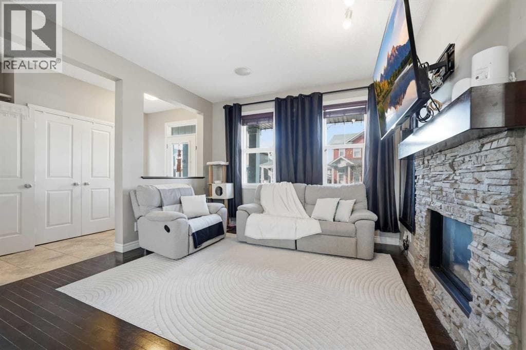 67 Evanspark Road NW — photo 4