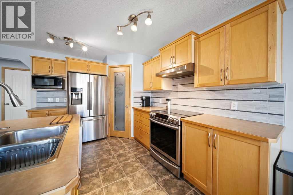 190 Brightonstone Bay SE — photo 3