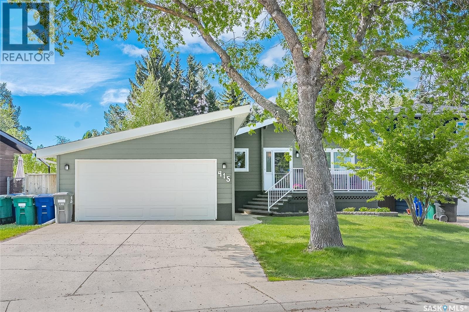 415 Chitek CRESCENT