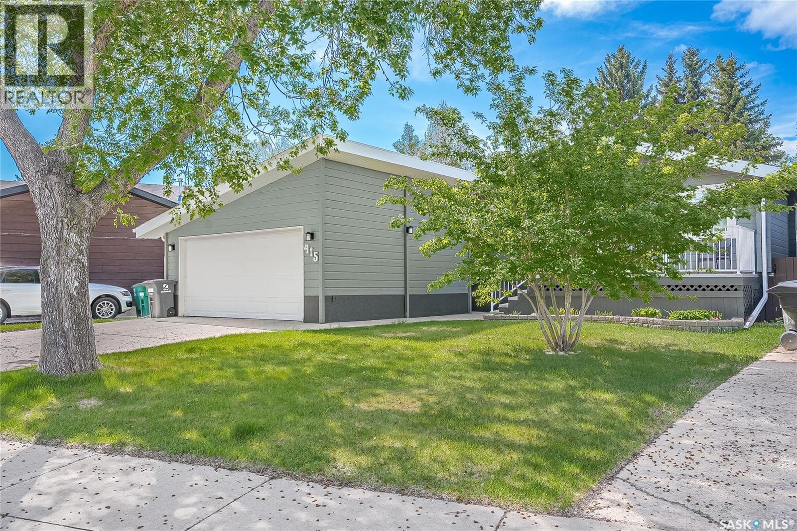 415 Chitek CRESCENT — photo 2