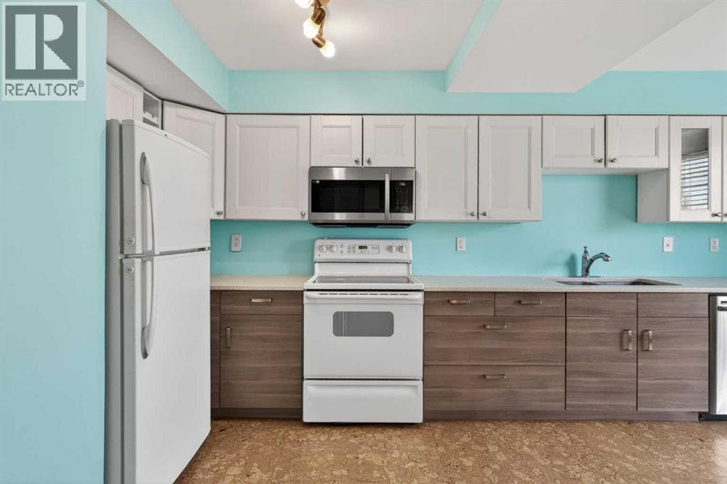 42 Berwick Rise NW — photo 4