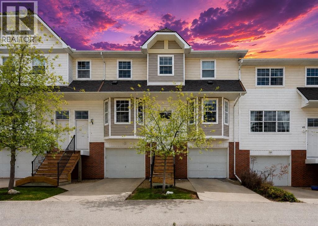 45 Tuscany Springs Garden NW