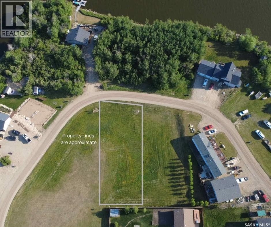 9 Humboldt Lake CRESCENT
