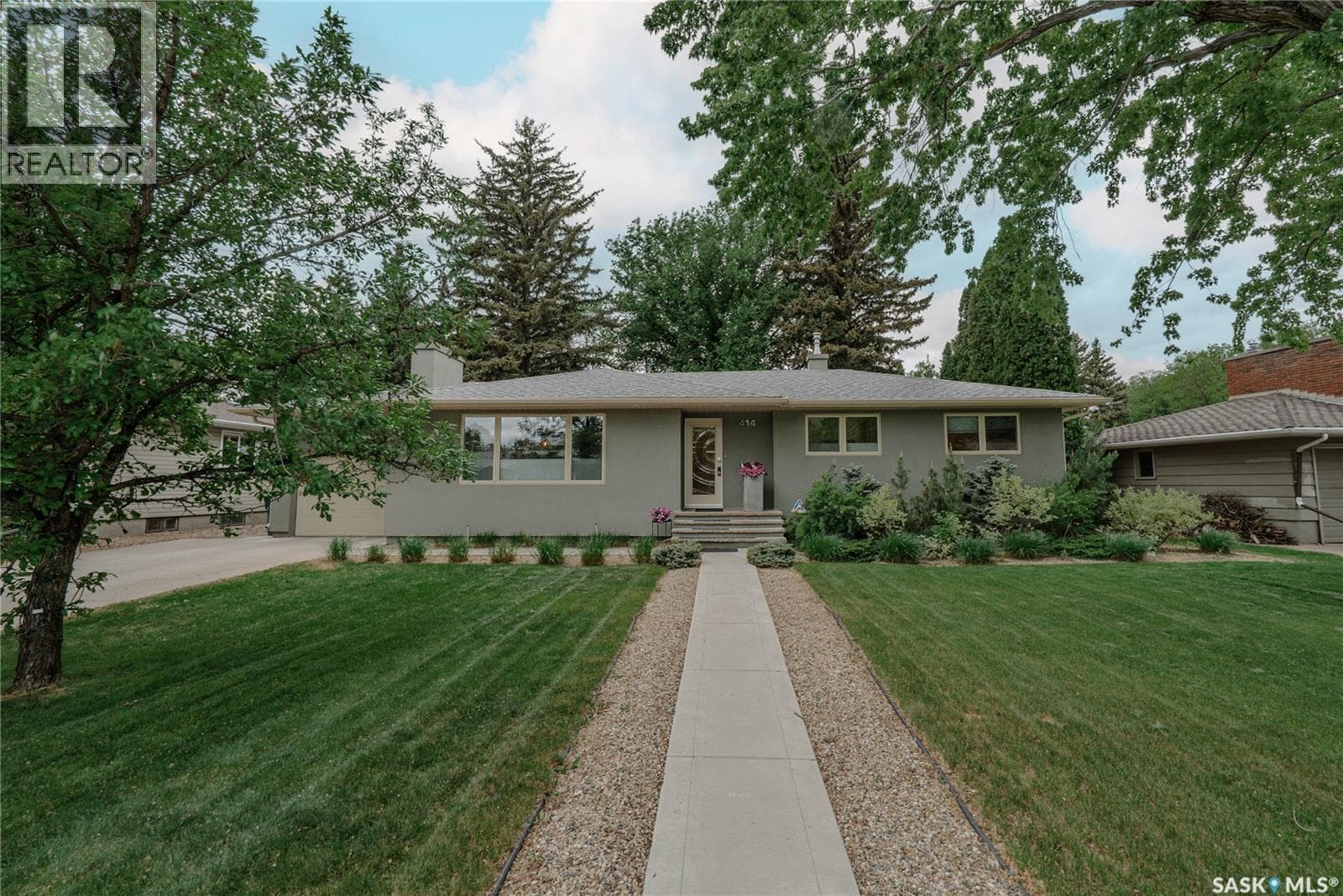 414 Lake CRESCENT