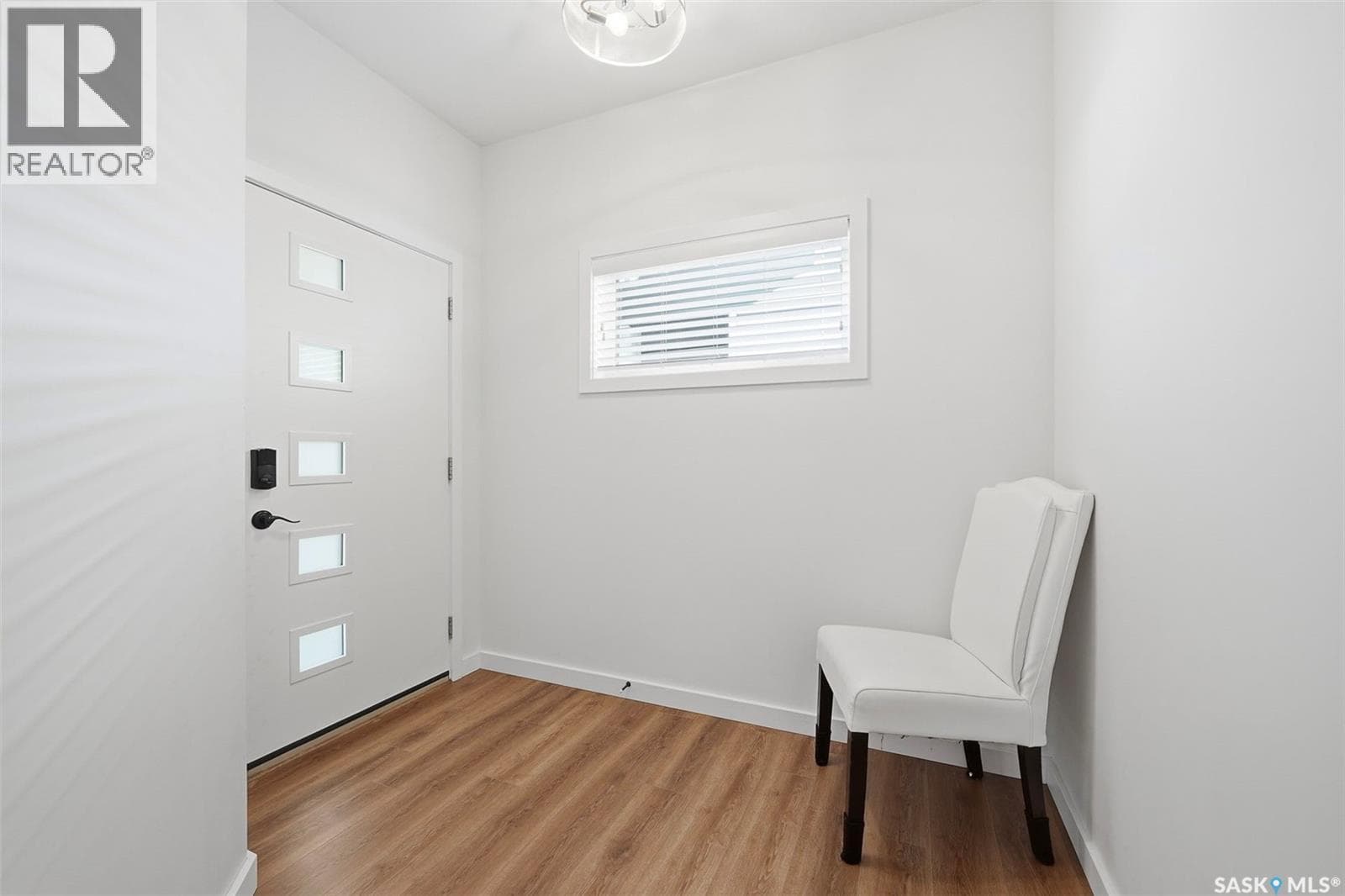 578 McFaull CRESCENT — photo 3