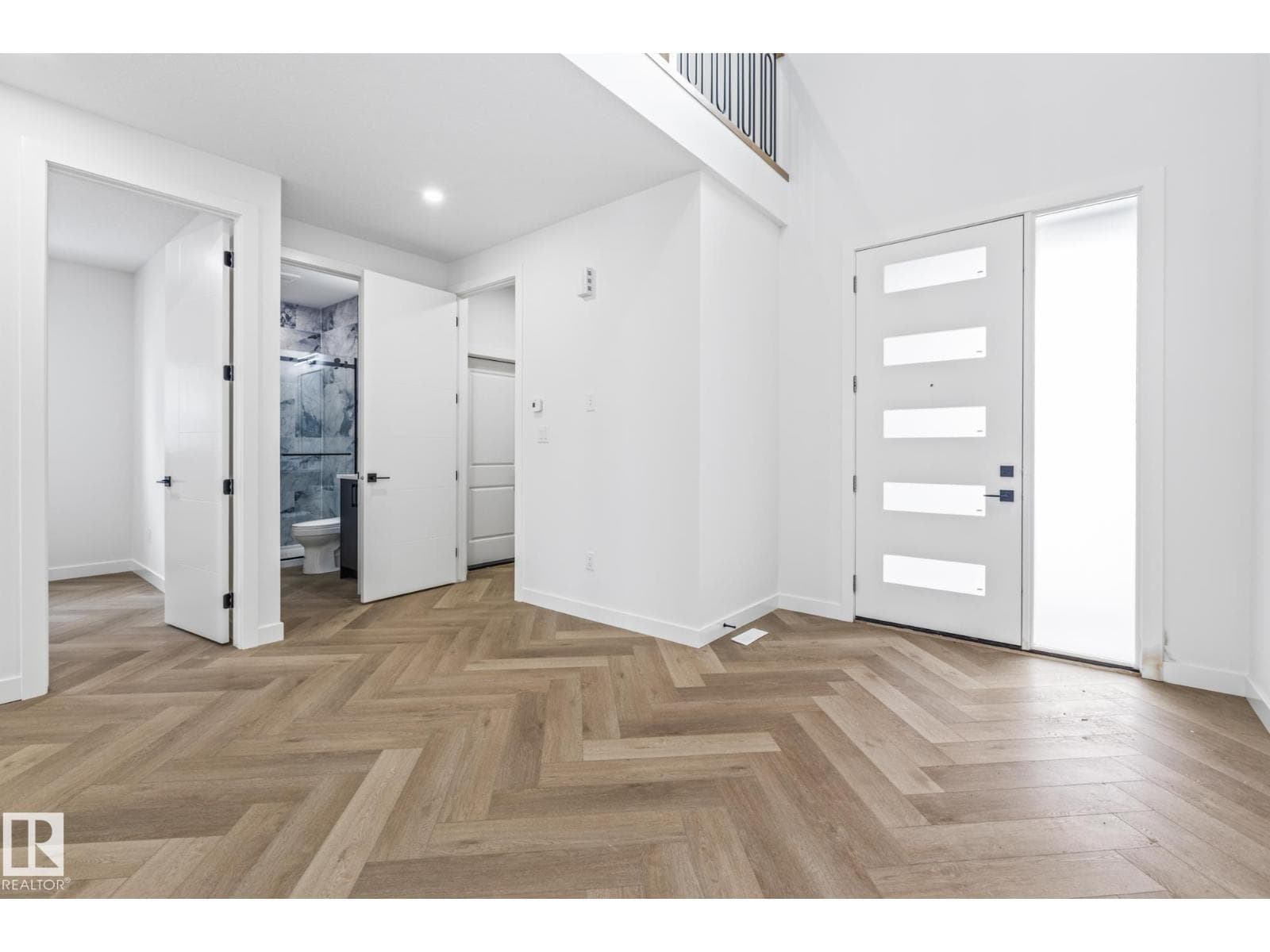416 PINE PT — photo 5