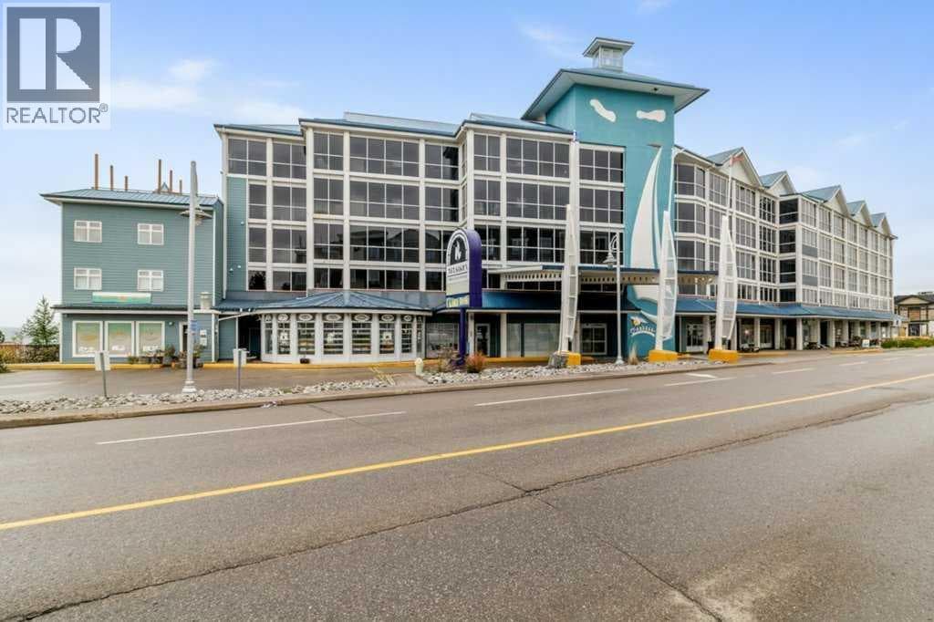 401, 5100 Lakeshore Drive