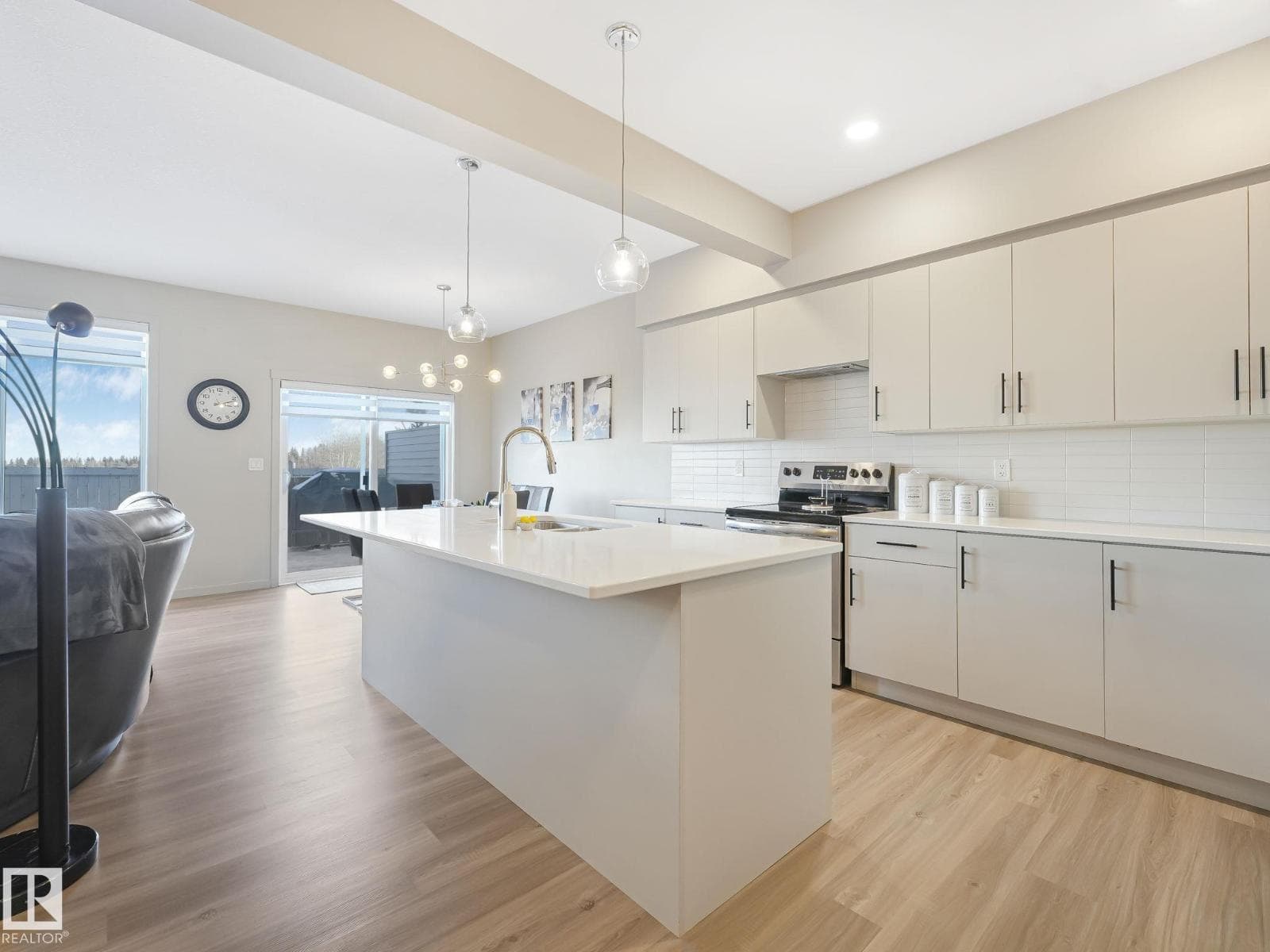 #14 50 EDINBURGH CRT — photo 5