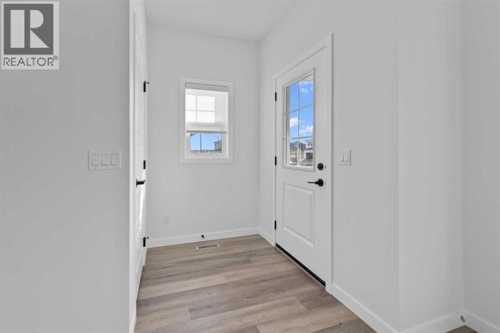 994 Chinook Winds Meadow SW — photo 4