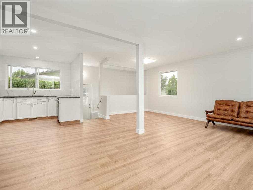1209 31A Street S — photo 5