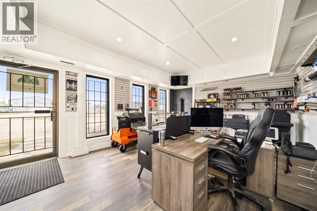 1020 Laut Avenue — photo 2