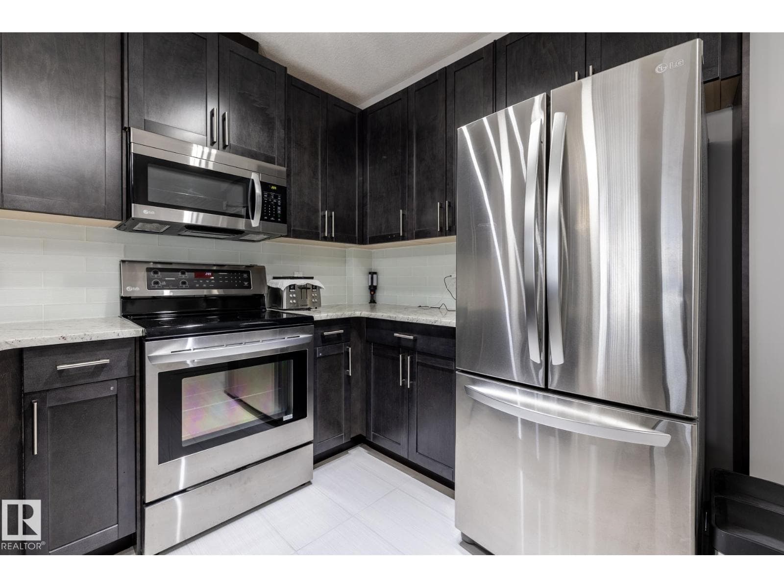 #310 5151 Windermere BV SW SW — photo 5