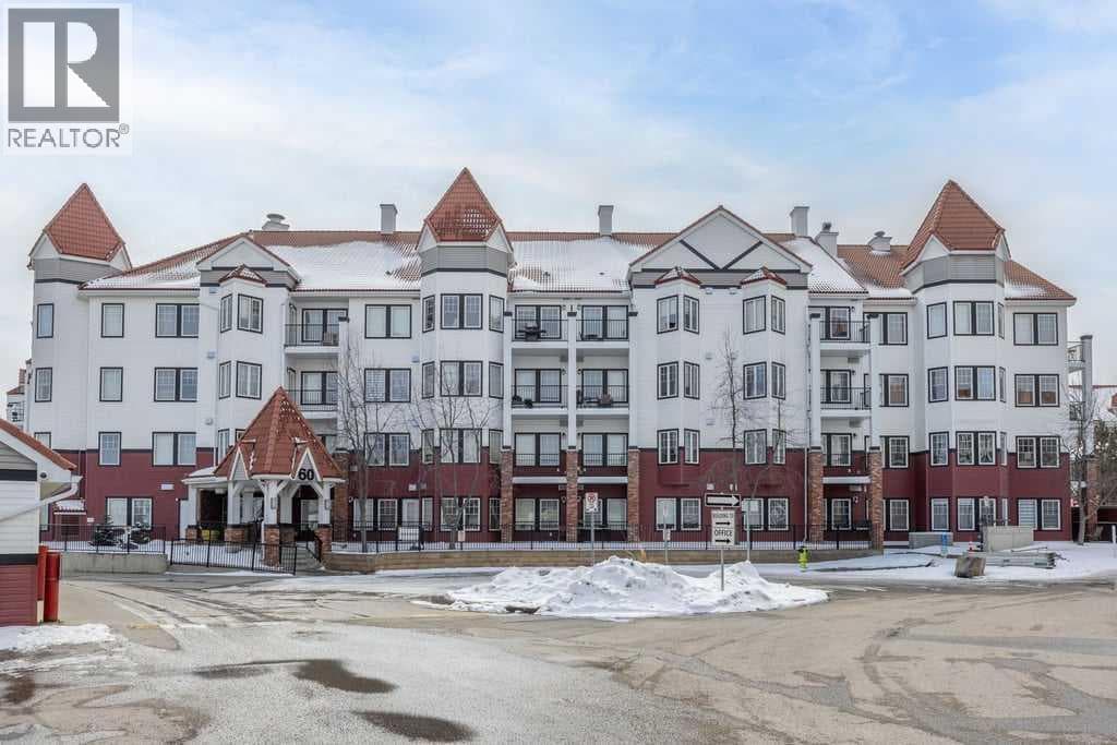 122, 60 Royal Oak Plaza NW