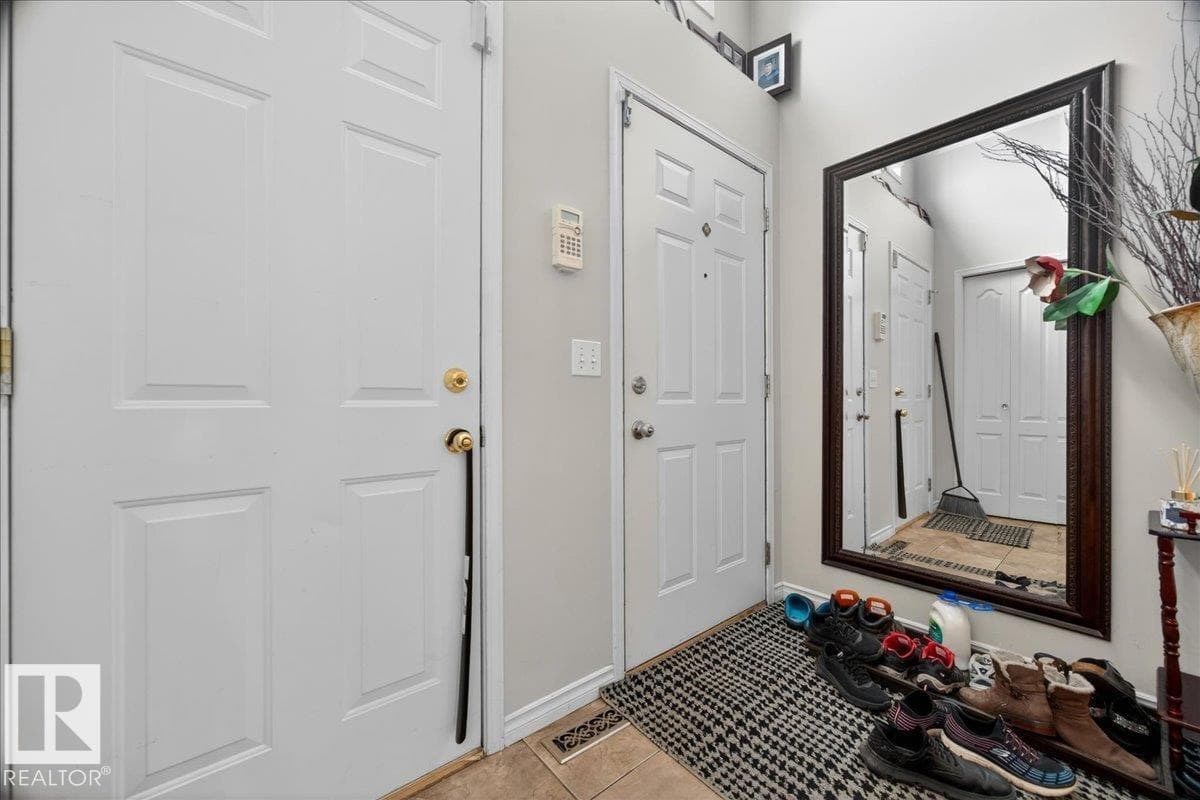 5108 138A AV NW — photo 5