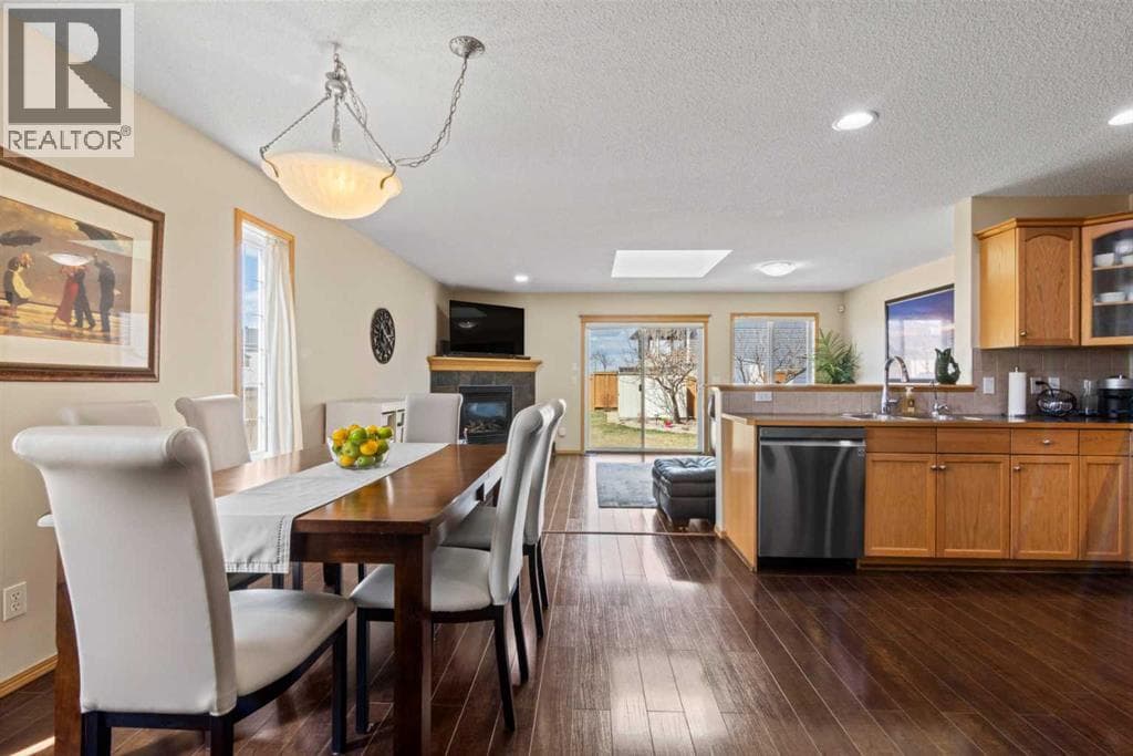 10 Taralea Bay NE photo 7